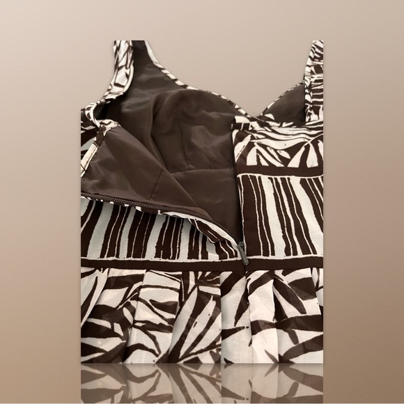 EVAN PICONE Women's Brown , White ,Sleeveless A Line Dress Size 8. - Picture 5 of 7